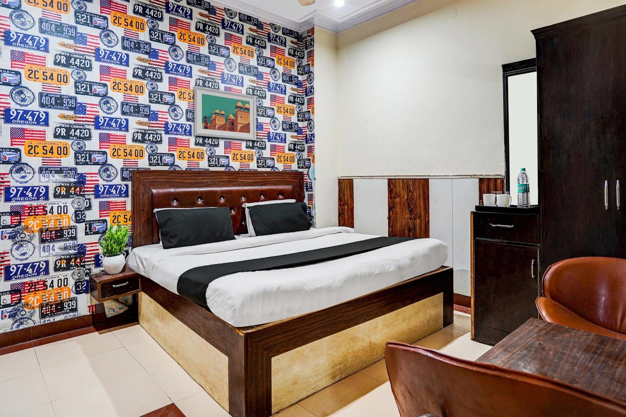 Super Hotel O Bg Hotel Faridabad Bagian luar foto
